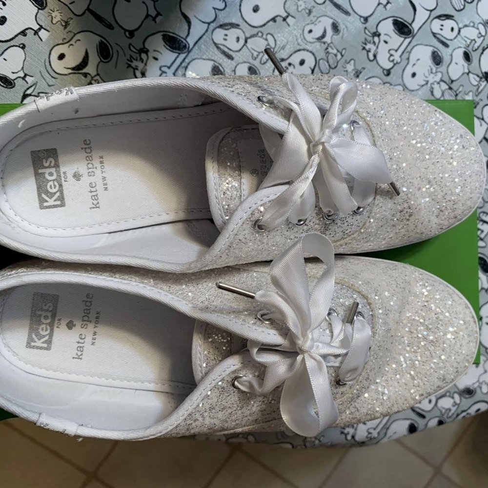 Kate Spade Keds White Glitter Sparkle Sneakers Size 7.5 7 1/2 Wide New In Box